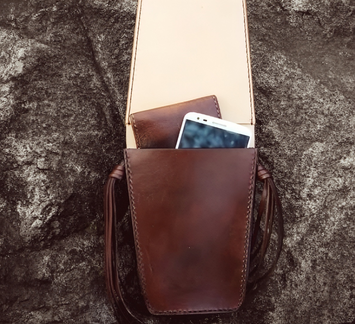 Сумочки на пояс для телефона1